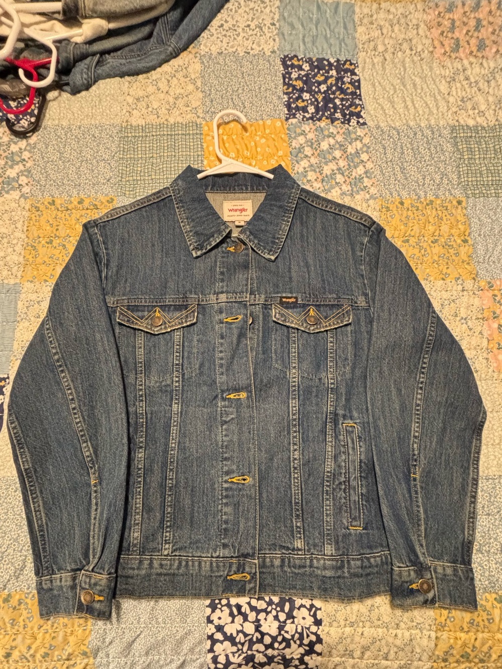 Wrangler Men’s Blue Denim Trucker Jacket